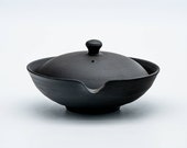 王子とこじき Japanese Shiboridashi - 玉光 Gyokko Kiln - Black Kokudei