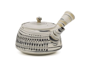 Japanese Kyusu - 陶仙窯 Tosen Kiln - Marbled Nerikomi Tokoname-yaki Trapezoidal Teapot - 260ml