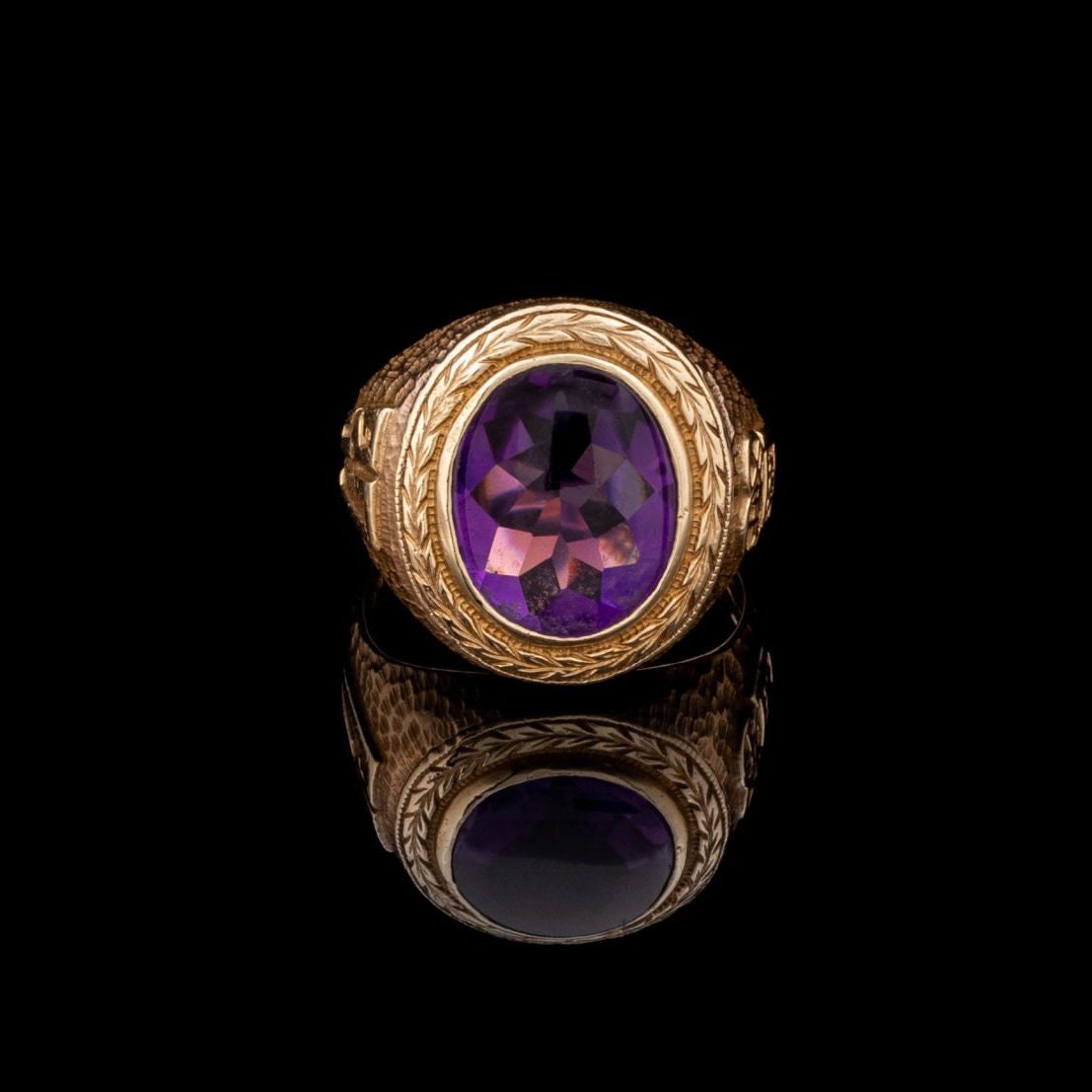 Amethyst class ring deals