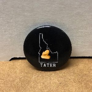 State of Idaho Pin, Idaho Button, Idaho Map Gifts, Idaho Tater Pin, Idaho Souvenir, Idaho gift, Idaho Potato Pin, Idahoan Potato Pin