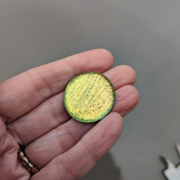 Yellow / Gold Dichroic Glass Cabochon, Approx 2.8cm Art Glass Cabochon, Yellow Cabochon, Circle Cabs, Jewellery Making, Wire Wrapping