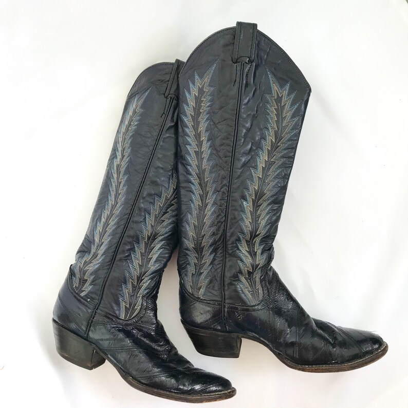 embroidered cowboy boots