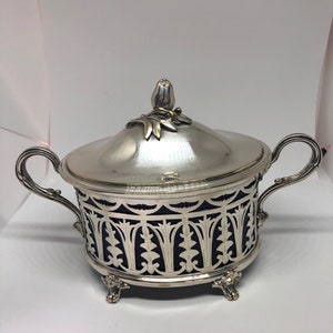 Magnificent silver plated CHRISTOFLE dish