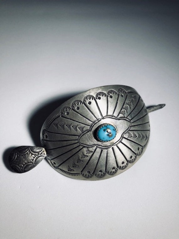 Exceptional Vintage Native American Navajo Repoussed Sterling Silver Hair Barrette Clip Exceptional Vintage Native American Navajo Repoussed Sterling Silver Hair Barrette Clip