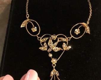 Sublime Edwardian  (1901-1910)  14K gold pendant