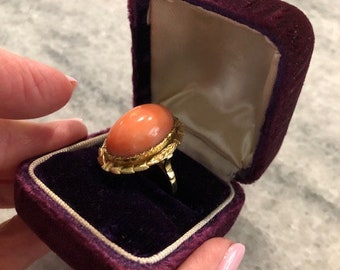 Vintage 1960 18K Yellow Gold HUGE CORAL CABOCHON Ring.  A stunner!