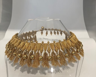 IMPRESSIVE Vintage TRIFARI bib necklace