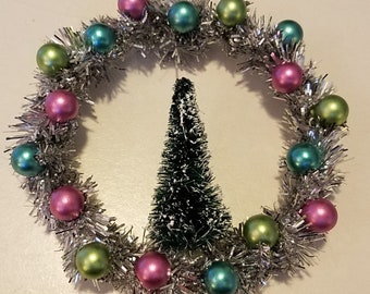 Vintage Style Tinsel Wreath Ornaments