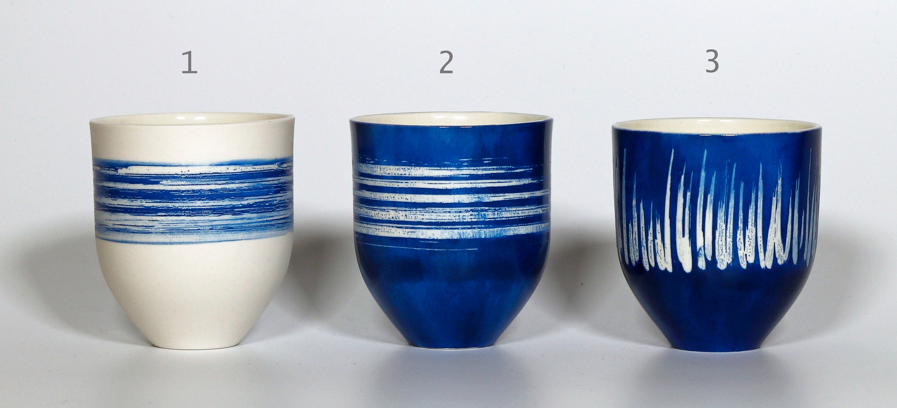 Petite Tasse 200Ml/7Oz. en Porcelaine Bleue et Noire Pour Votre Café Matinal