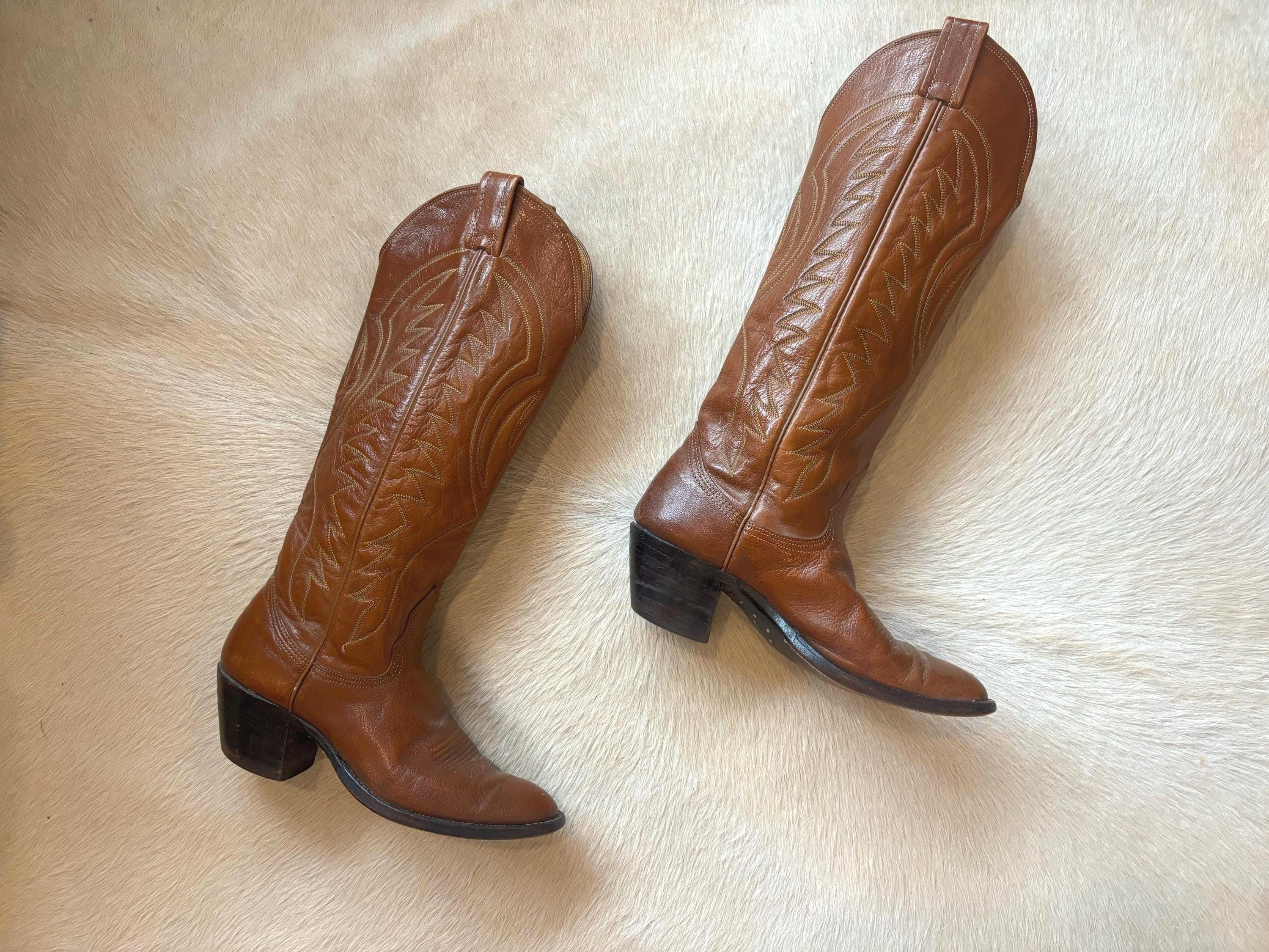 Vintage Nocona Cowboy Boots: Women display picture 1