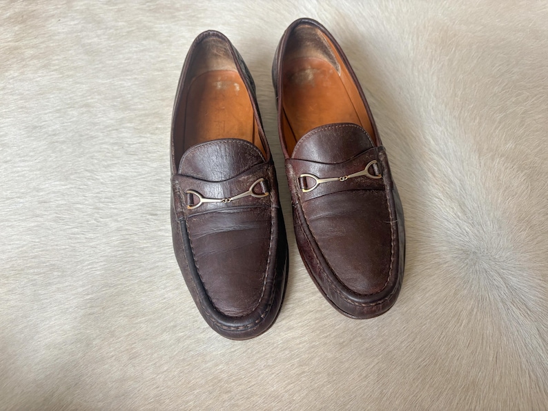 vintage men’s leather slip on loafers with gold horsebit ferragamo size 8 bild 2