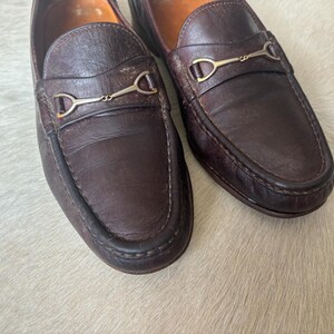 vintage men’s leather slip on loafers with gold horsebit ferragamo size 8 bild 9