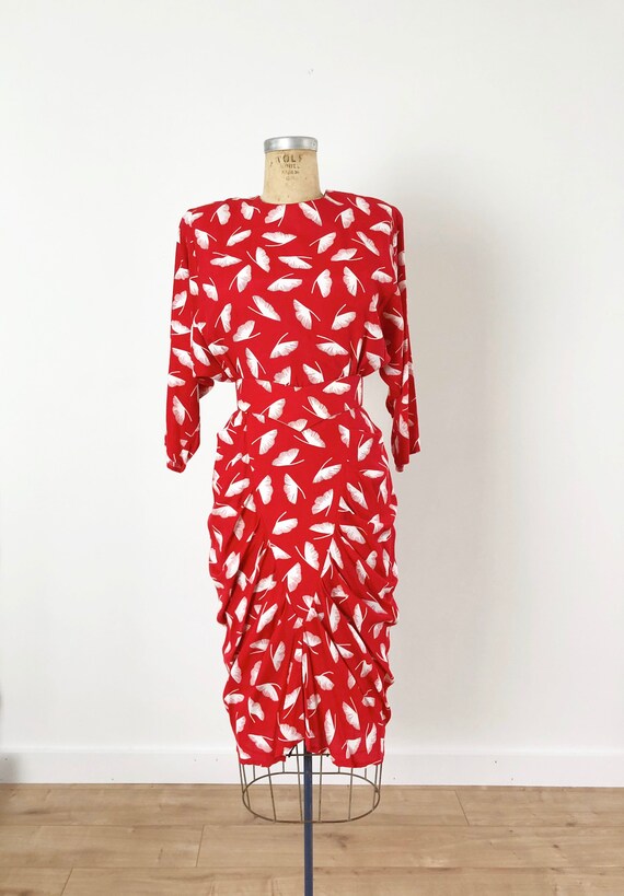 80s red belted straight fitted dress ginko leaf p… - image 3