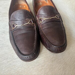 vintage men’s leather slip on loafers with gold horsebit ferragamo size 8 bild 3