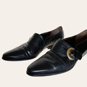 Vintage 1980s Enzo Angiolini Black Leather Loafers with Brass Buckle (Womens sz 5.5)