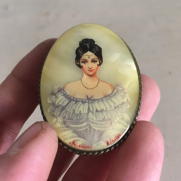 Hand Painted Portrait on Mother of Pearl Brooch. Signed Miniature Painting Fedoskino Style. Vintage Handmade Russian Art Wedding Brooch.