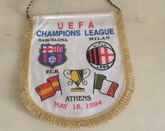 Final de la UEFA Champions League Barcelona vs Milán, Atenas, 18 de mayo de 1994. Colgante de bandera de recuerdo de fútbol vintage, para colgar en la pared.