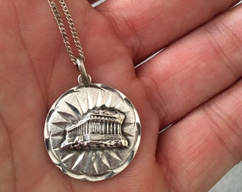 Parthenon Greek Silver Pendant. Vintage Sterling Silver Jewel with Silver Chain. Greek Fine Jewel Gift.