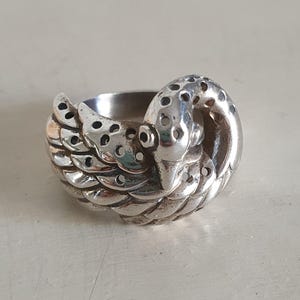 Vintage 925 Sterling Silver Swan Shaped Ring, Detailed Feathers and Hollow Design, Handmade 5.6g Statement Piece, Greek Fine Jewelry.