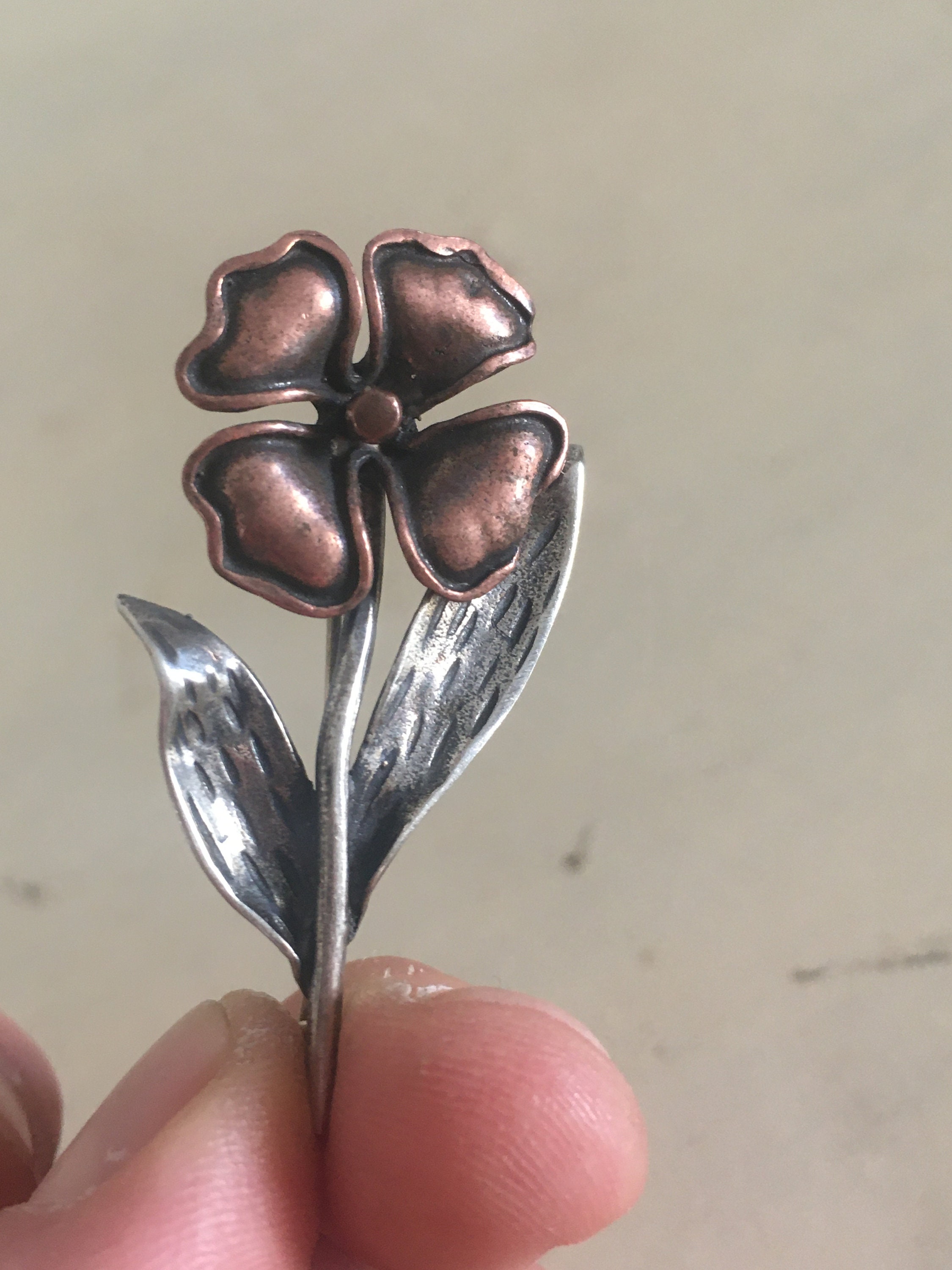 Art Déco Coeur Broche Saint Valentin Pâte 3-D Superposé 1930s Art Déco Coeur Broche Saint Valentin Pâte 3-D Superposé 1930s