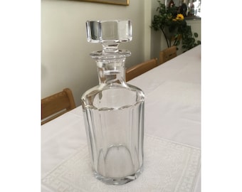 Baccarat Etch Signed Robust Decanter. Excellent unused condition Vintage French Crystal Carafe. Luxury Branded Whiskey, Liquor, Water Carafe