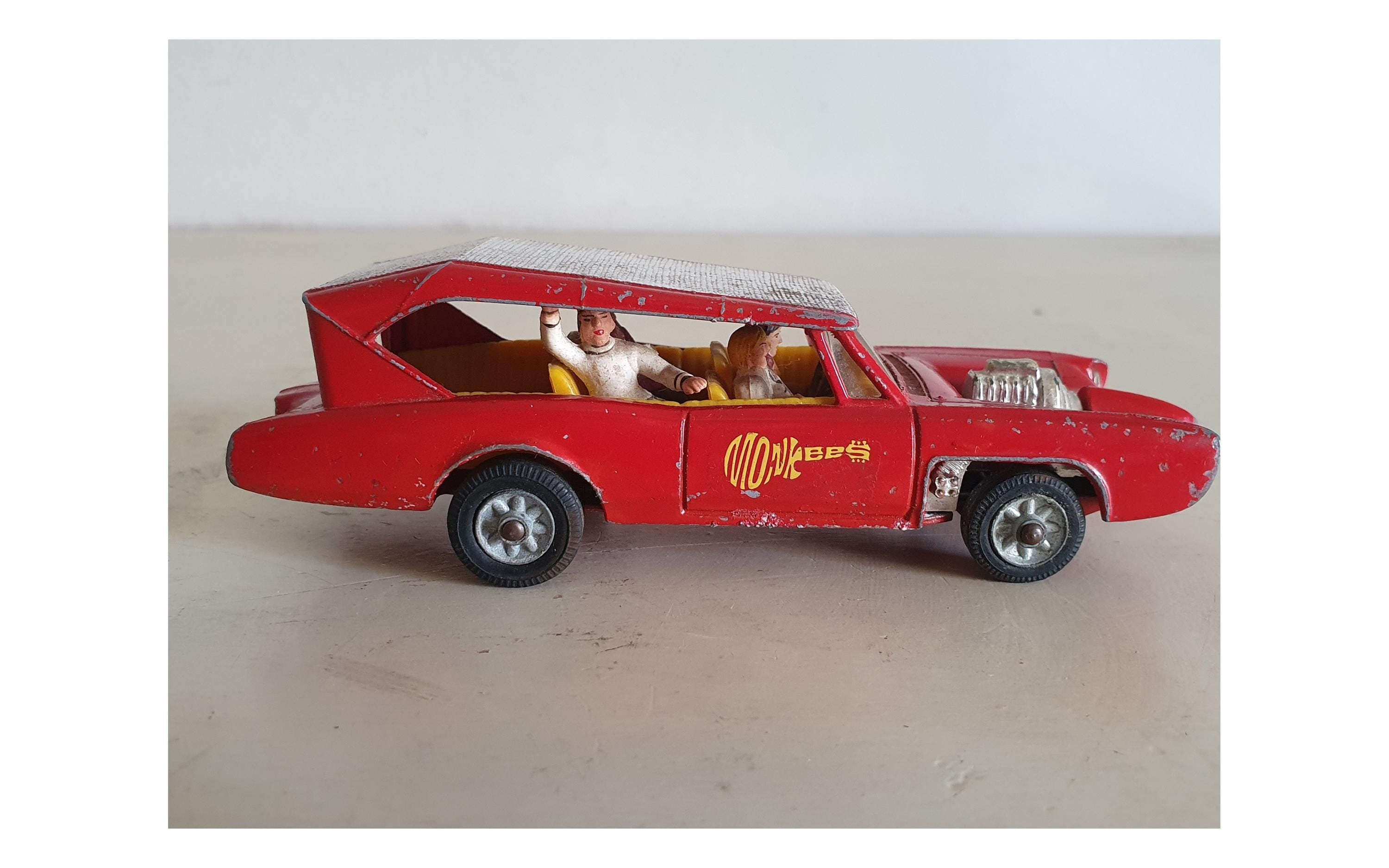 正規代理店 Vintage Corgi Model Red 1960s Car, Diecast Monkeemobile Toys ミニカー