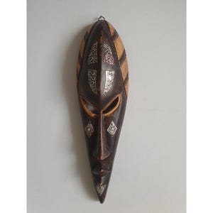 Vintage African Tribal Wall Mask with Carved Metal Accents, 45.5 cm Wooden Mask, Handcrafted Tribal Decor for Wall Display,