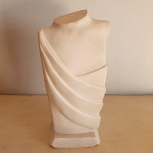 Vintage Greek Marble Torso Sculpture, c. 1950s Classical Style Draped Bust on Pedestal – Hand-Carved Plaster Core – 32 cm Tall – 3.97 Kg