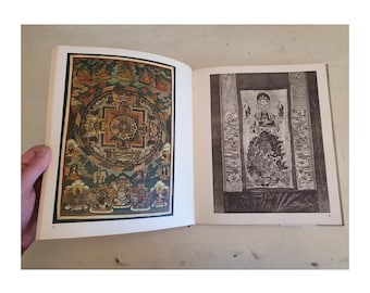 Jahrgang 1958 „L’Art Tibétain“ illustriertes Kunstbuch – Buddhistische Skulpturen & Artefakte, 111 Seiten, Großformat 28 x 24 cm. Sammlerstücke Bücher.