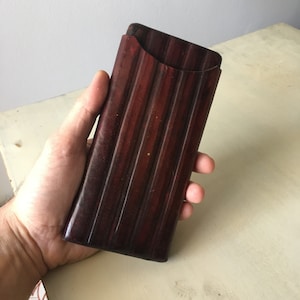 5 Cigars Semi-hard Leather Case. Vintage and Elegant Cigars Holder.