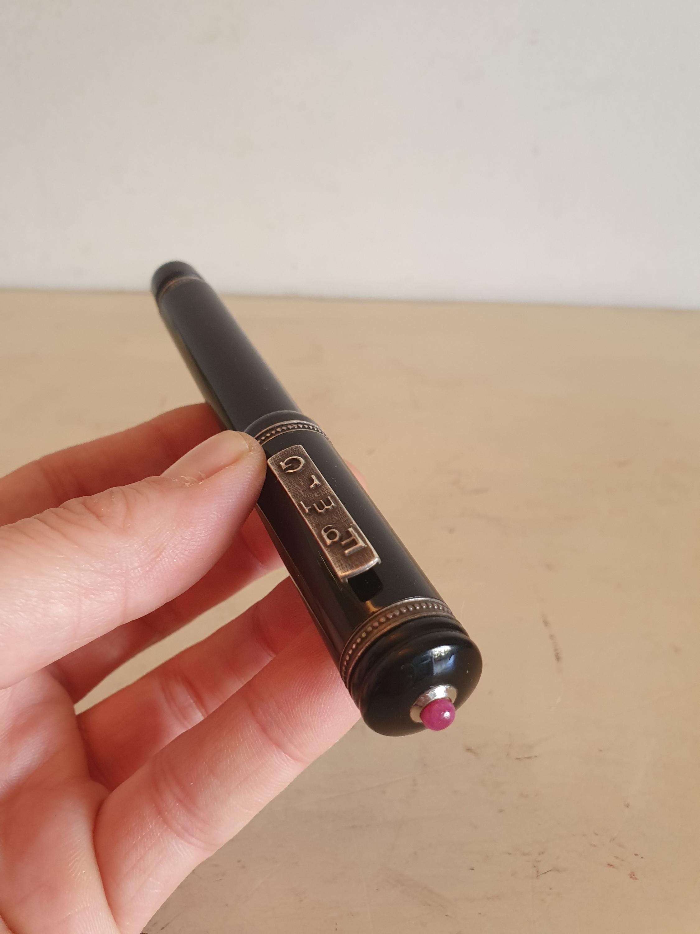 デルタ アイザック ニュートン スペシャル限定版 ブラック樹脂