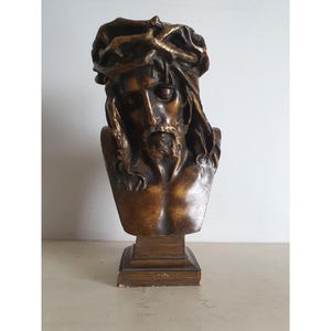 Vintage Resin Bust of Jesus Christ with Crown of Thorns Signed by Artist E. Marioton, Numbered B764, 31 cm Tall, Bronze-Like Patina Finish.