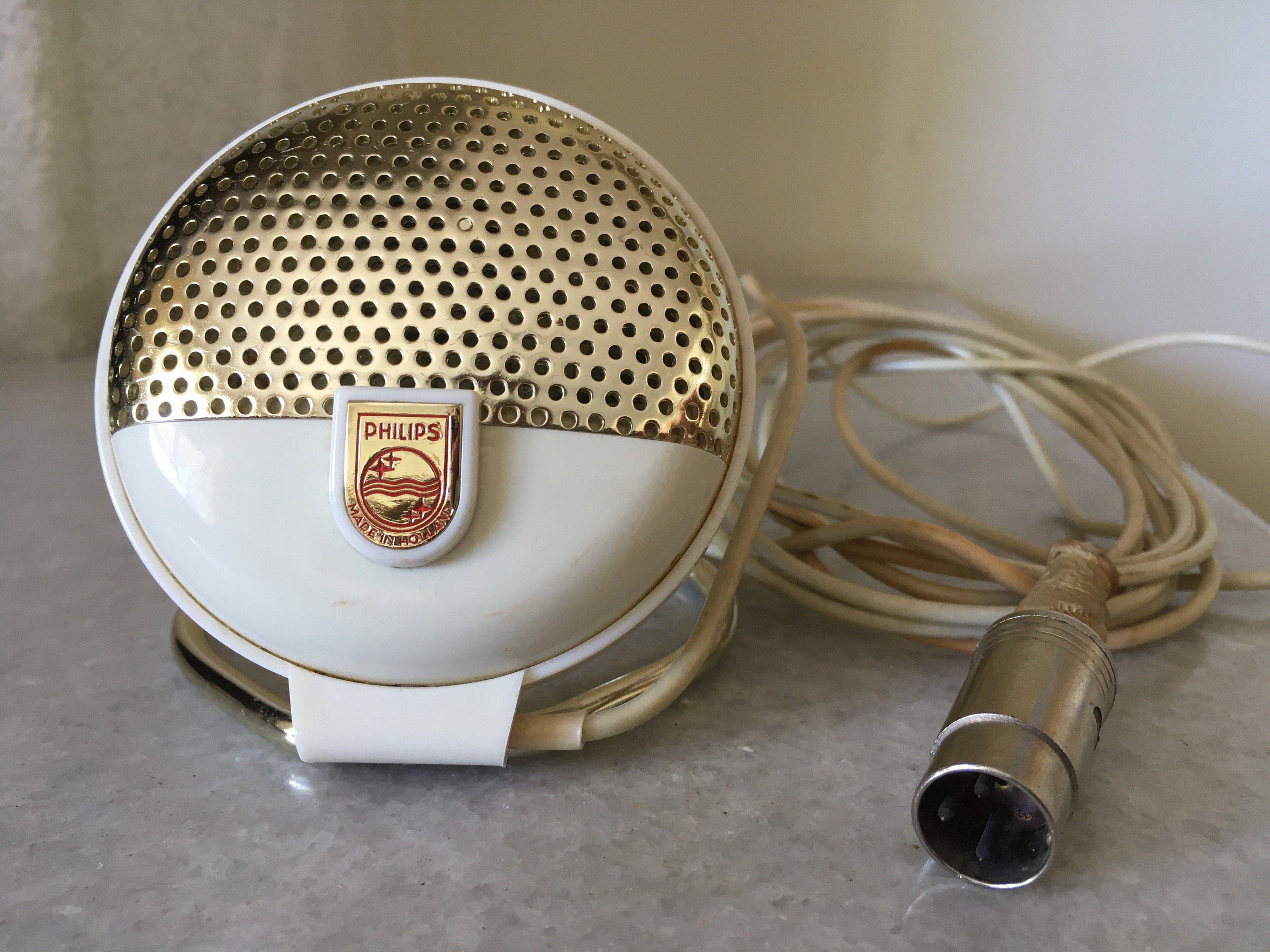 Desk Microphone for sale Only 3 left at 75