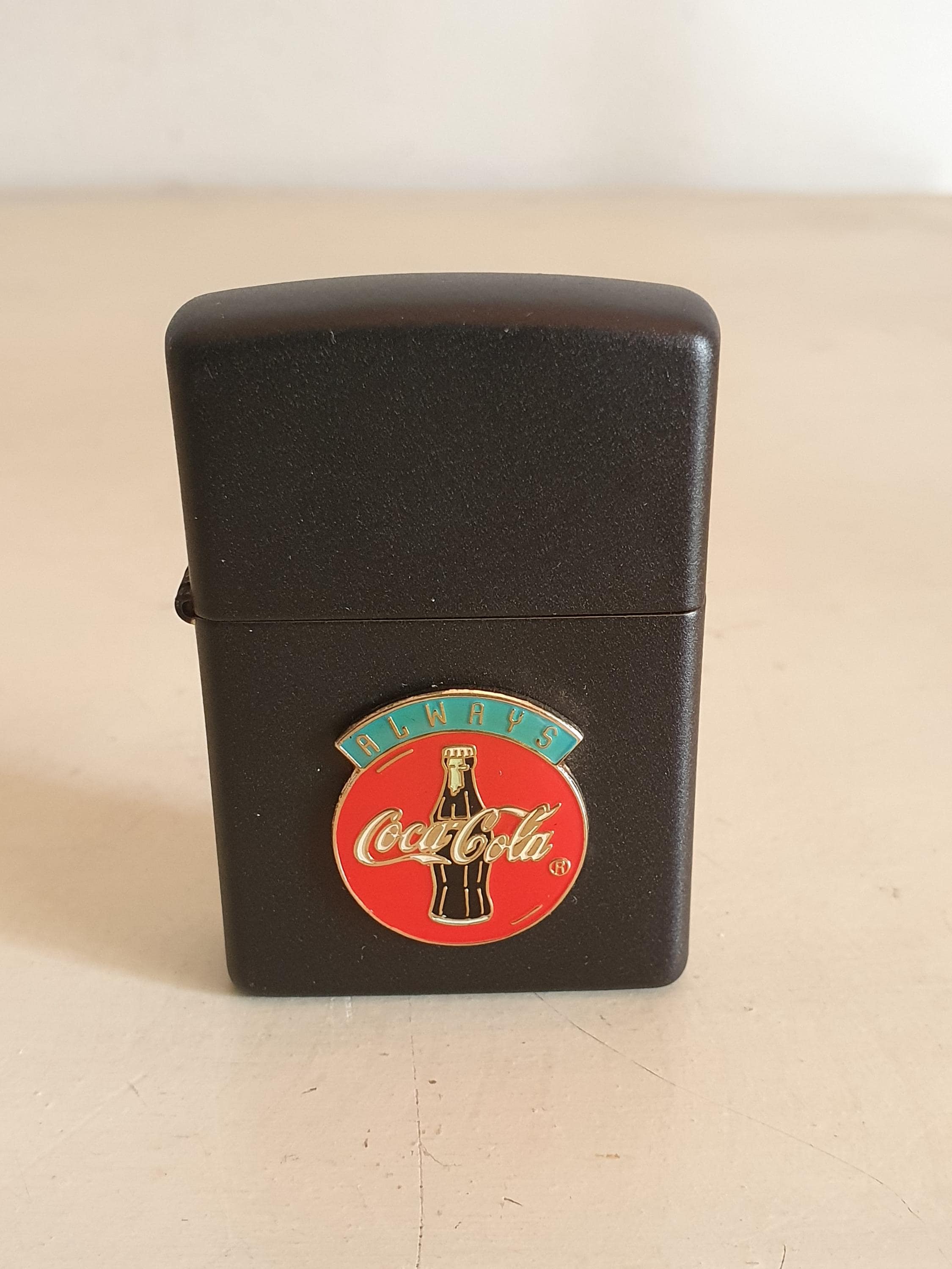 Zippo Coca-Cola 未使用　オイルなし Vintage 2006 Zippo Lighter Coca-cola Black Matte, Rare Unused in