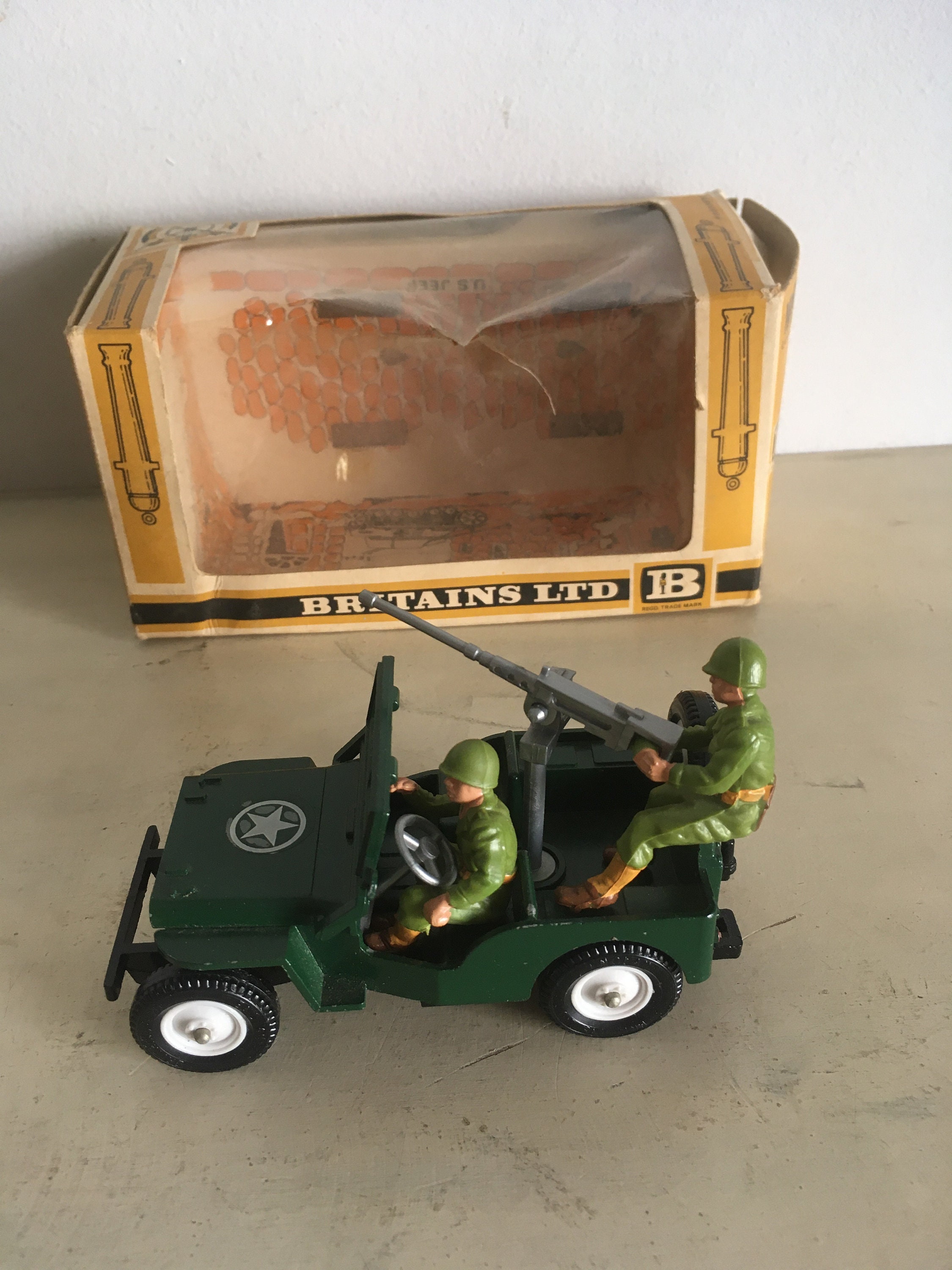 British SAS Jeep Gunner 1/10 レジンバスト Young Miniatures - British SAS Jeep Gunner N.Africa - 1/10th