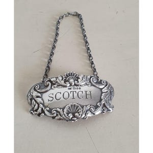 Antikes Sterling Silber Scotch Label Tag, London 1903, Möglicherweise von Roberts & Keswick, Rokoko Muschel Design, vollständig markiert, 5,5x3,2 cm, 10,9gr.
