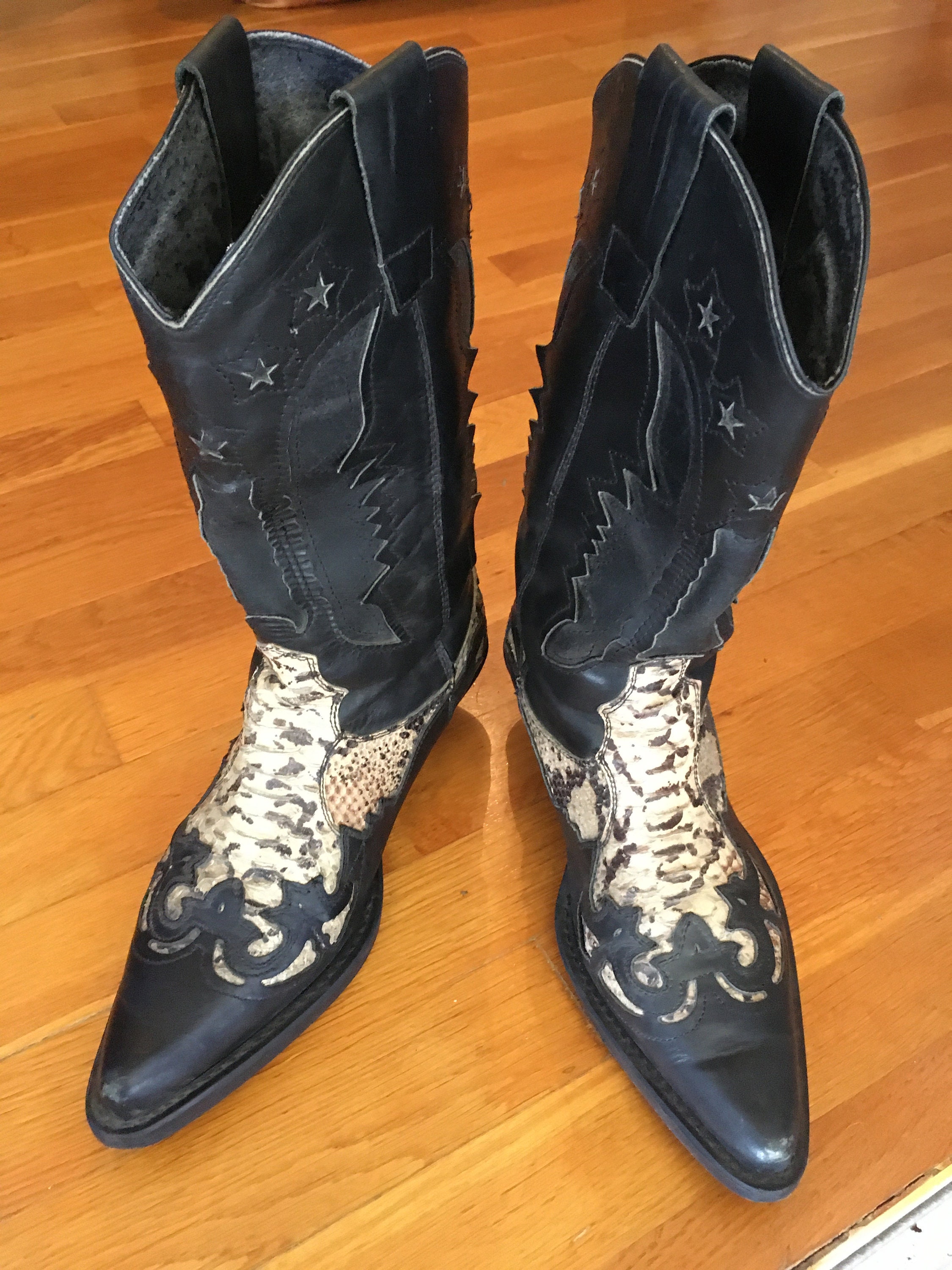 Leather Crocodile Skin Cowboy Boots. Vintage Western Style | Etsy