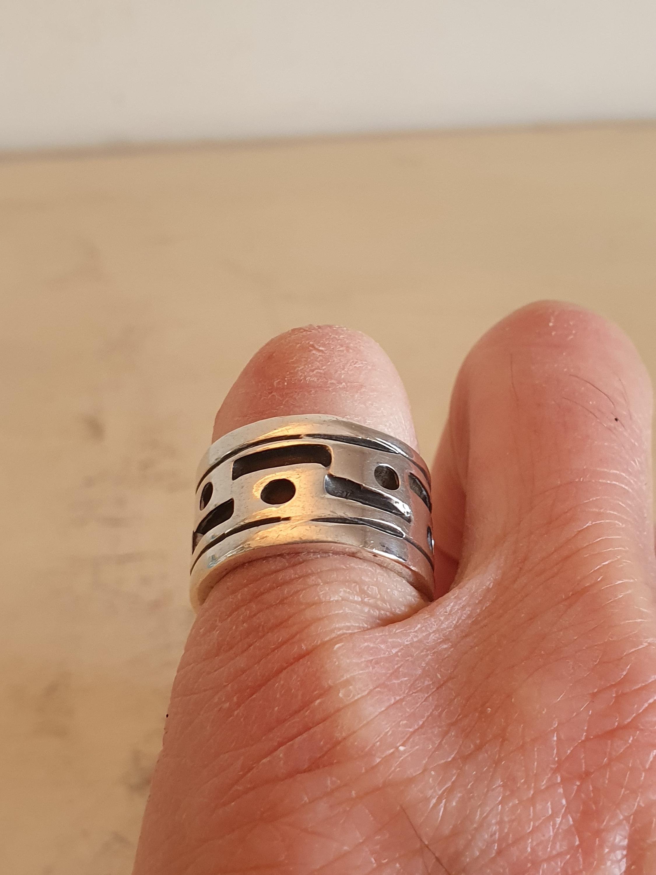Vintage Mexican Sterling Silver 925 Band Ring, Fully Marked