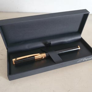S.T. Dupont Paris Black and Gold Plated Fountain Pen in Original Box - Unused, Made in China, Elegant Writing Instrument