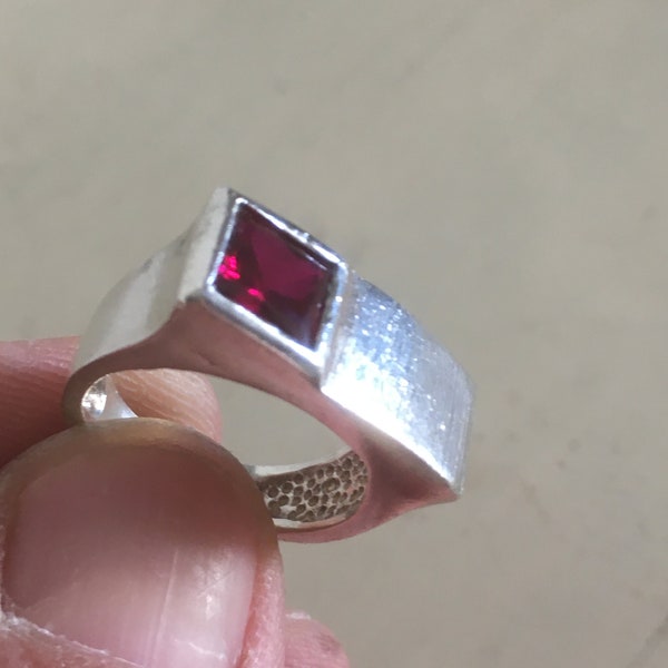 Res. for Susan. Vintage Silver Ring for Men. Sterling Silver Ring Hallmarked 925 with Red Transparent Faceted Gemstone. Unisex 1970s Ring