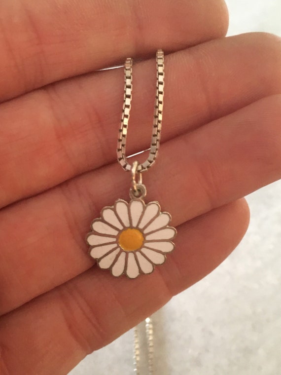 Silver & Enamel Daisy Pendant. Sterling Silver 95… - image 2