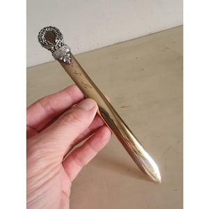 Abrecartas de latón griego vintage con mango de plata esterlina, diseño de corona de laurel y hojas, iniciales grabadas, marca de plata 925, 57 g