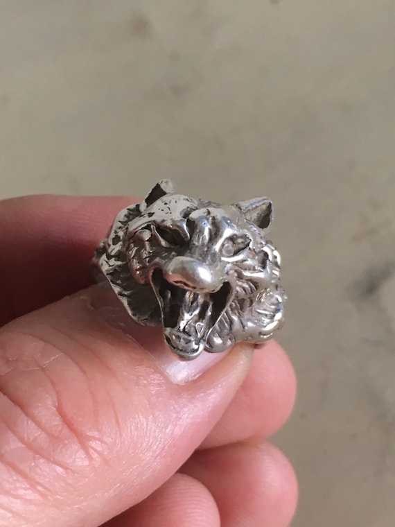 Sterling Silver Wolf Head Ring. Wolf Sculpture Ha… - image 5