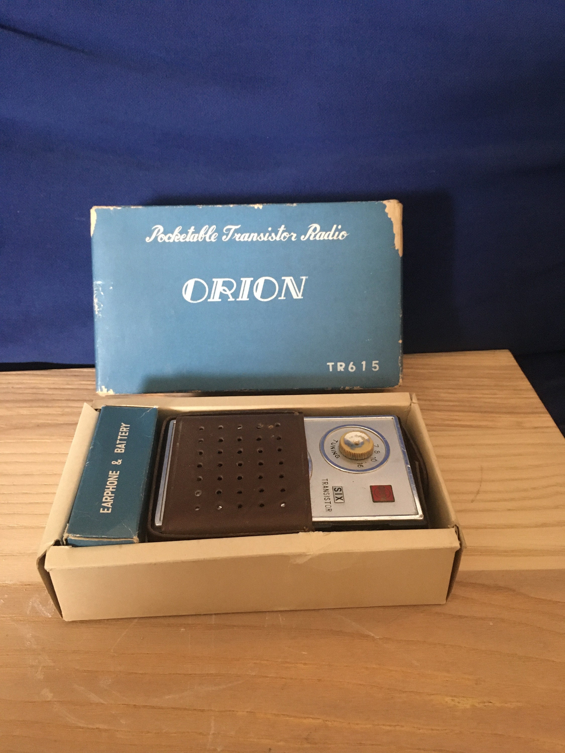 Vintage World Band Radio, Made in Japan, Sunny Global Radio, Rare and