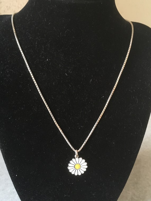 Silver & Enamel Daisy Pendant. Sterling Silver 95… - image 7