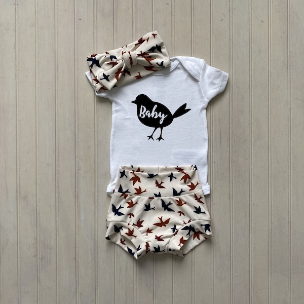 Baby bird outfit, Summer girl outfit, Preemie girl summer outfit, Animal bummies, Animal baby girl shorts, Baby shower gift