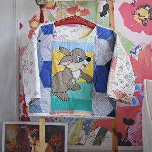 Suéter de colcha / Sudadera de colcha de patchwork vintage / Top confeccionado con colcha vieja