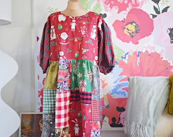 Świąteczna sukienka patchworkowa, materiał vintage z recyklingu, styl boho hippie
