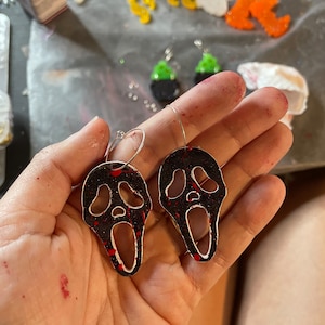 Scream Earrings