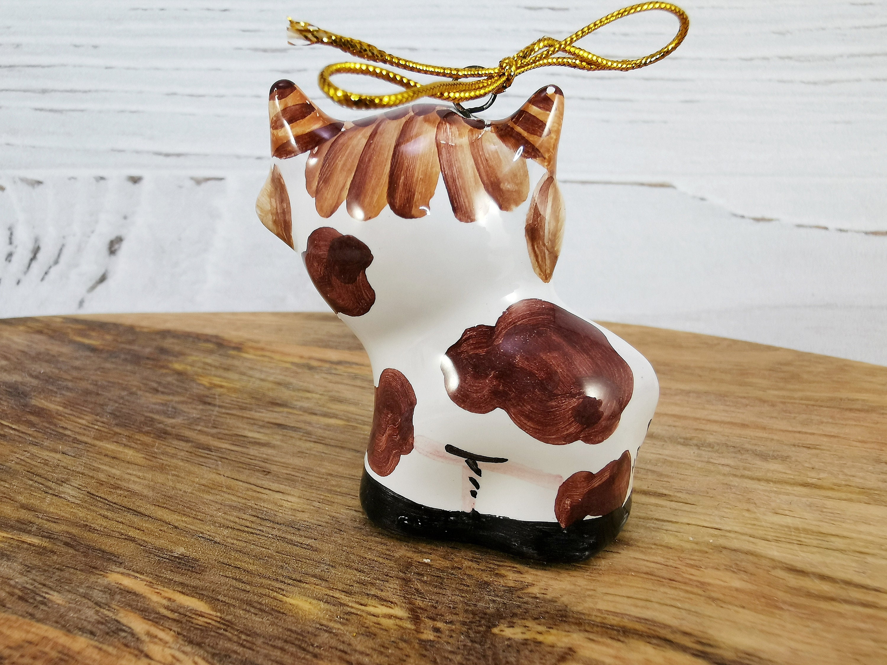 Ceramic cow ornament / Porcelain bull figurine / Majolica | Etsy